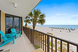 Pelican Walk 207 - 8