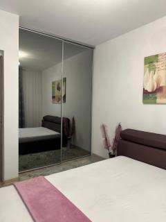 Sea View Luxury Apartament - 8