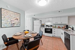 3BR Condo Near Ark Encounter, 8 Guests, Parking - 4