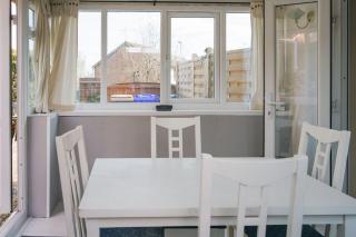 Very Peaceful Semi Detached Home Stoke on Trent - Rough Close - 8