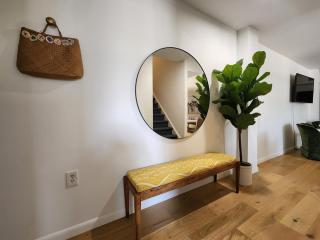 Retro Retreat- Block from Ocean Casino & Waterpark - 7