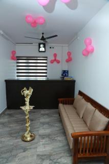 Roadway Inn - Kattappana - 3