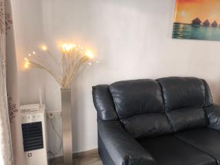 Apartment Near Playa Acequion, Torrevieja - Torrevieja - 3