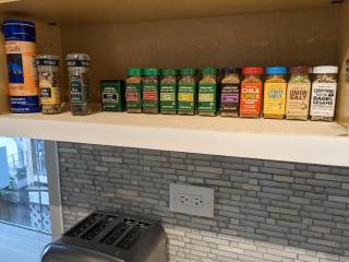 Spacious Bronzeville Apartment - 9