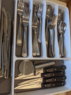 Spacious Bronzeville Apartment - 4