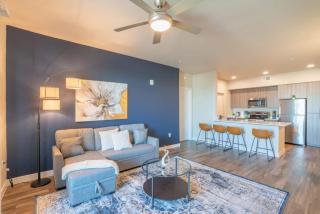 Modern 2BD - Gym, Pool, Parking, W-D - Sleeps 8 - Tempe - 9