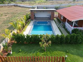 Private pool with 3 bhk farm house Kuku farm stay # Moinabad - Venkatāpur - 8