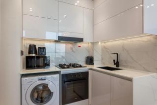 Stylish 1-Bedroom in Binghatti House JVC - 1