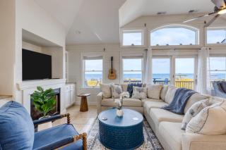 Sleeps 28 Beachfront w Pool Hot Tub Game Room Atlantic Watch by AvantStay - Kill Devil Hills - 6