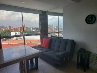 Cold AC-King Bed-Fast Wi-Fi-Medellin Paradise - 4