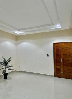 Big Room With Balcony Detached Bathroom In Cotonou City - Cotonou - 4