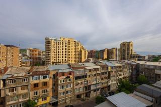 KeyGo #0149 I 2 Bedroom I Design I Near Saryan str - Erevan - 3