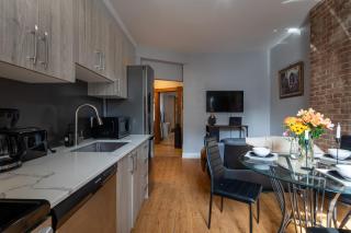 3BDR Penthouse, Rooftop and BBQ in Crescent - Montréal - 6