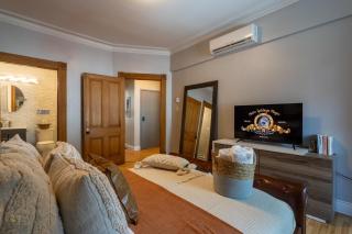 3BDR Penthouse, Rooftop and BBQ in Crescent - Montréal - 4
