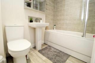 Walk to Liverpool Airport - Luxury Stay with EV Charge - Fast WiFi - Liverpool - 8