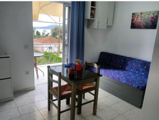 Louis' apartment with view - Gythio - 5