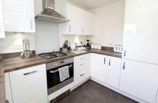 Walk to Liverpool Airport - Luxury Stay with EV Charge - Fast WiFi - Liverpool - 7