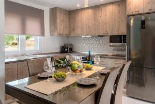 Aμφιτρίτη - 9