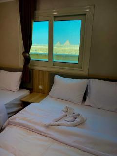 Pyramids Luxury Hotel - 0