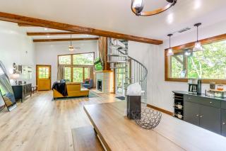 4 Mi to Dtwn Ellijay Cabin with Pool and River Access - Ellijay - 1