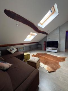 RefletDesCieux TV Chic Authentique Lumineux Calme - Bellegarde-sur-Valserine - 9