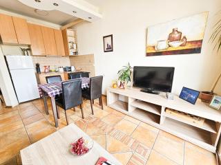 Urban Nest Main Square - 7