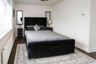Walk to Liverpool Airport - Luxury Stay with EV Charge - Fast WiFi - Liverpool - 5