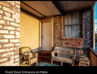 Spacious 6BR Loft Style with Pool Table, Sleeps 16 in Comfort - Louisville - 1