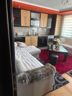 Zhaneta - Pogradec - 2