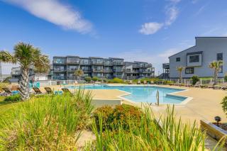 N Topsail Beach Oceanfront Condo with Pool! - North Topsail Beach - 8