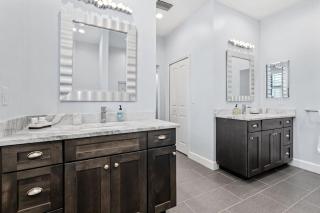 Close2Beach, HeatedPool, FirePit, FencedYard, Sleeps10 - Bonita Springs - 6