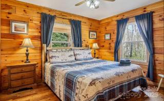 Fox Creek Cabin 2: Creekside Cabin in the Smoky Mountains! - 6