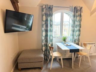The Penthouse Apartment - 1 King Bed Sleeps 2 - Ulverston - 1