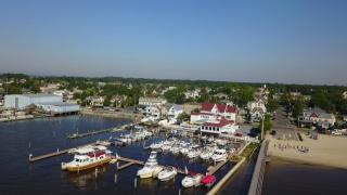 Tavern on the Bay Hotel - Al Capone Suite - Somers Point - 3
