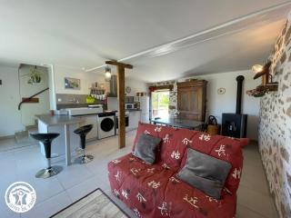 Charmant Gîte à Beaufou avec Terrasse Privée - FR-1-426-581 - Saint-Étienne-du-Bois - 7