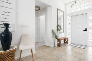 Heated Pool Fire Pit, Stylish Escape Near Dt - West Palm Beach - 3