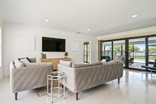 Private Pool Retreat, Tranquil Near Dt & Beach - 6
