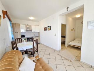 KETI 1 NV - Apartment for 3 persons - Novi Vinodolski - 3
