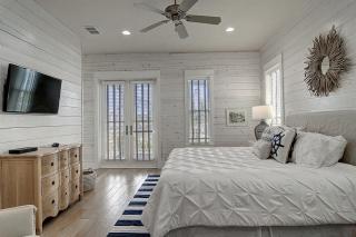 A Wave From It All 252 BE - 7