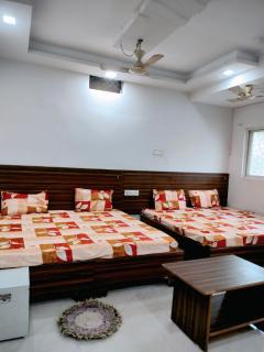 hotel Jagdamba - Ujjain - 1