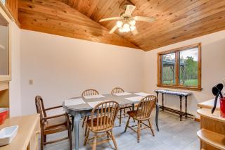 Fishing Pond and Spacious Yard Quiet Home in Sodus! - Sodus - 3