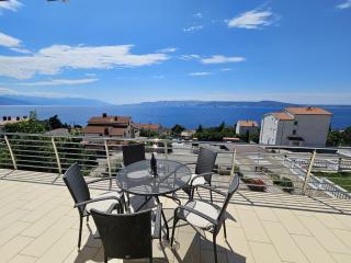 KETI 4 NV - Apartment 6 pax with sea view - Novi Vinodolski - 0