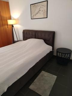 Coastal View Apartment - Bar - 5