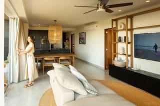 Pacifica by Pardela - 2