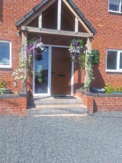 Luxuriously appointed 3 bedroom cottage off road parking for 3 vehicles dogs welcome by prior arrangement only 3 church cottages Alfrick close to Malvern and Worcester and Shelsley Walsh in a lovely village close to M5 Dogs welcome - 9