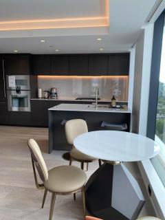 Brand New Modern 2 BR Condo in Heart of Downtown Vancouver - 3