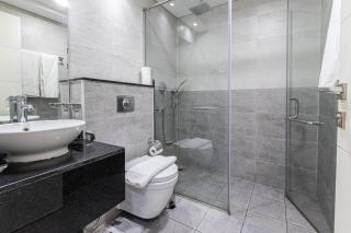 Bright Studio Crystal Residence JVC - 6