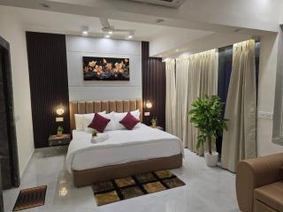 The Elite Studio - 3