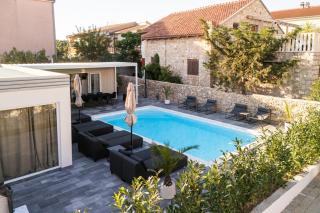 MY DALMATIA - Villa Amarilis with private swimming pool and jacuzzi - Pakoštane - 0