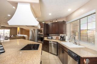 Sunset Oasis 7 Bedroom Family - Lake Havasu City - 4